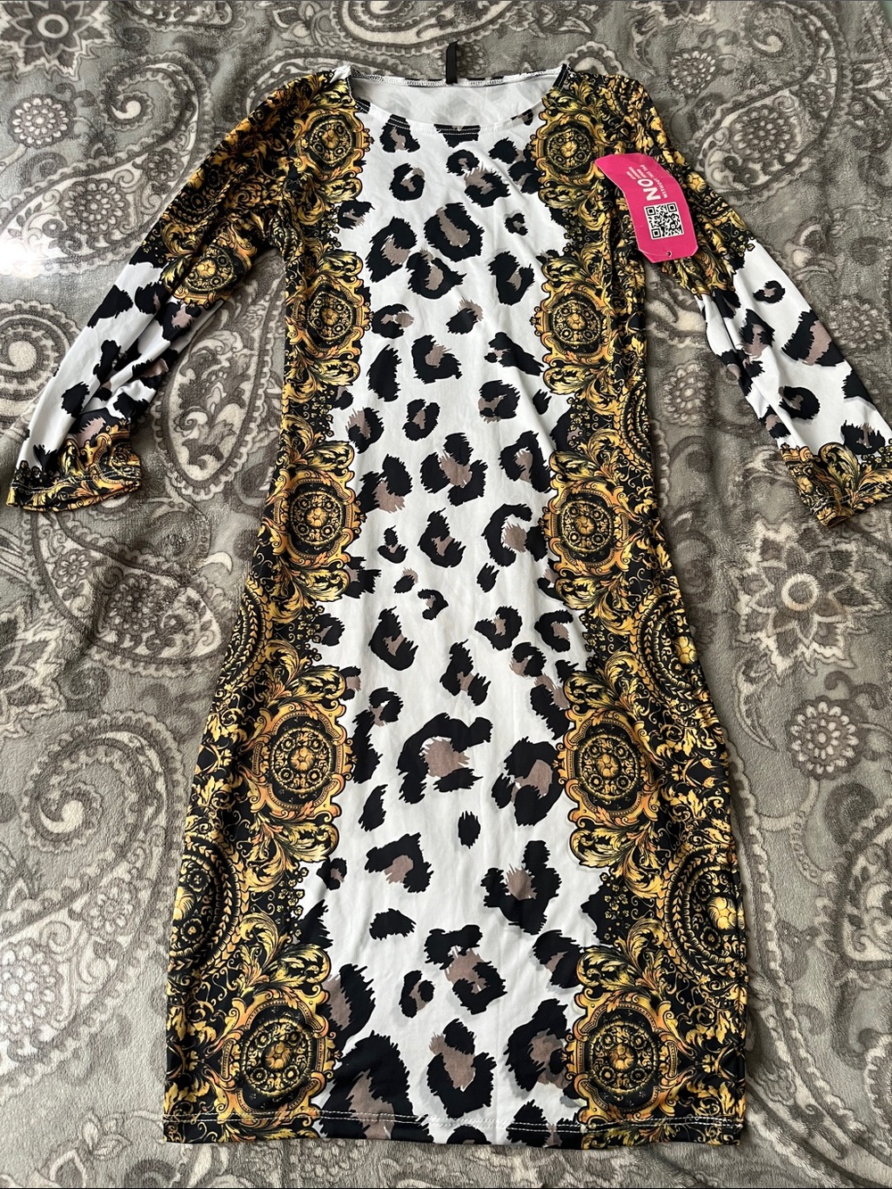 Baroque Leopard Print Bodycon Dress in White & Gold